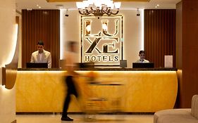 Luxe Avenue Hotel